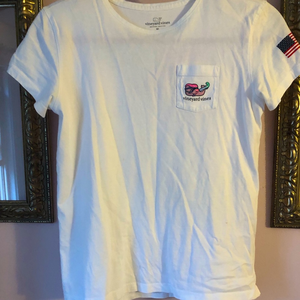 Vineyard vines girls lacrosse white t-shirt